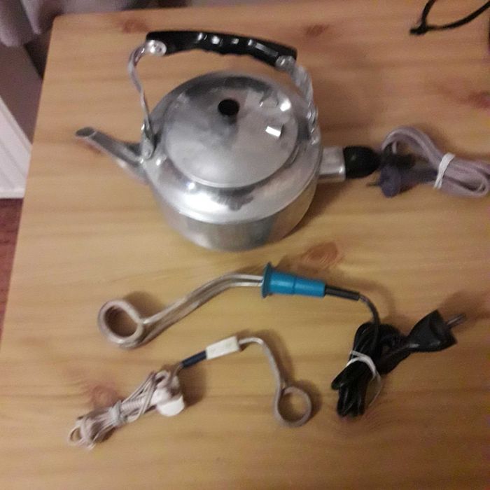 Zestaw grzalek i czajnik elektryczny PRL zelazko