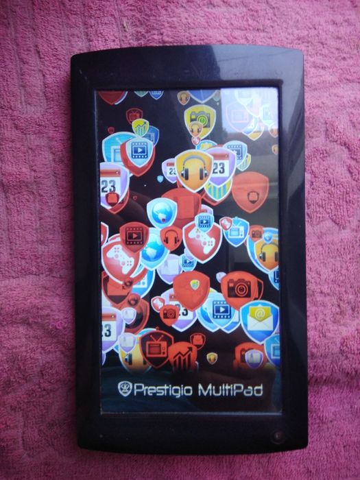 Планшет б/у,в хорошем состоянии без зарядки