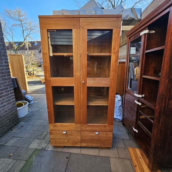 Drewniana witryna / biblioteczka 195x100x45,5, lity teak