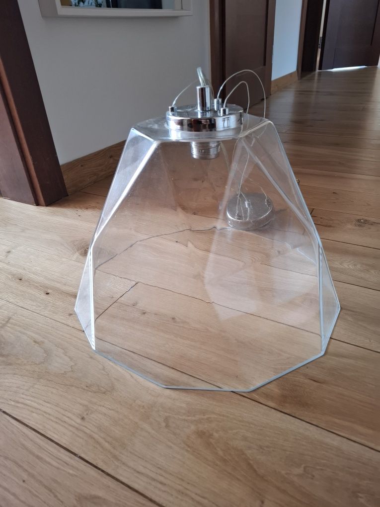 Szklana lampa diament