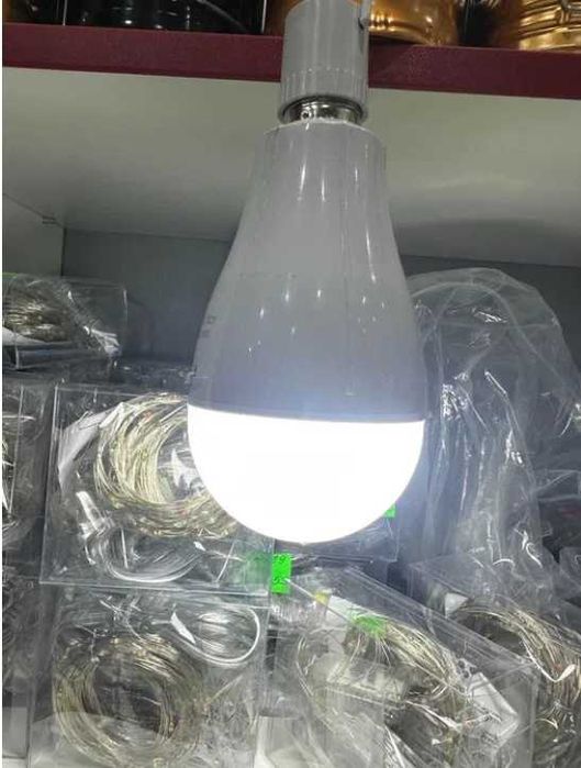 Світлодіодна лампочка Alfarid 20W Е27 220V LED на акумуляторі лампа