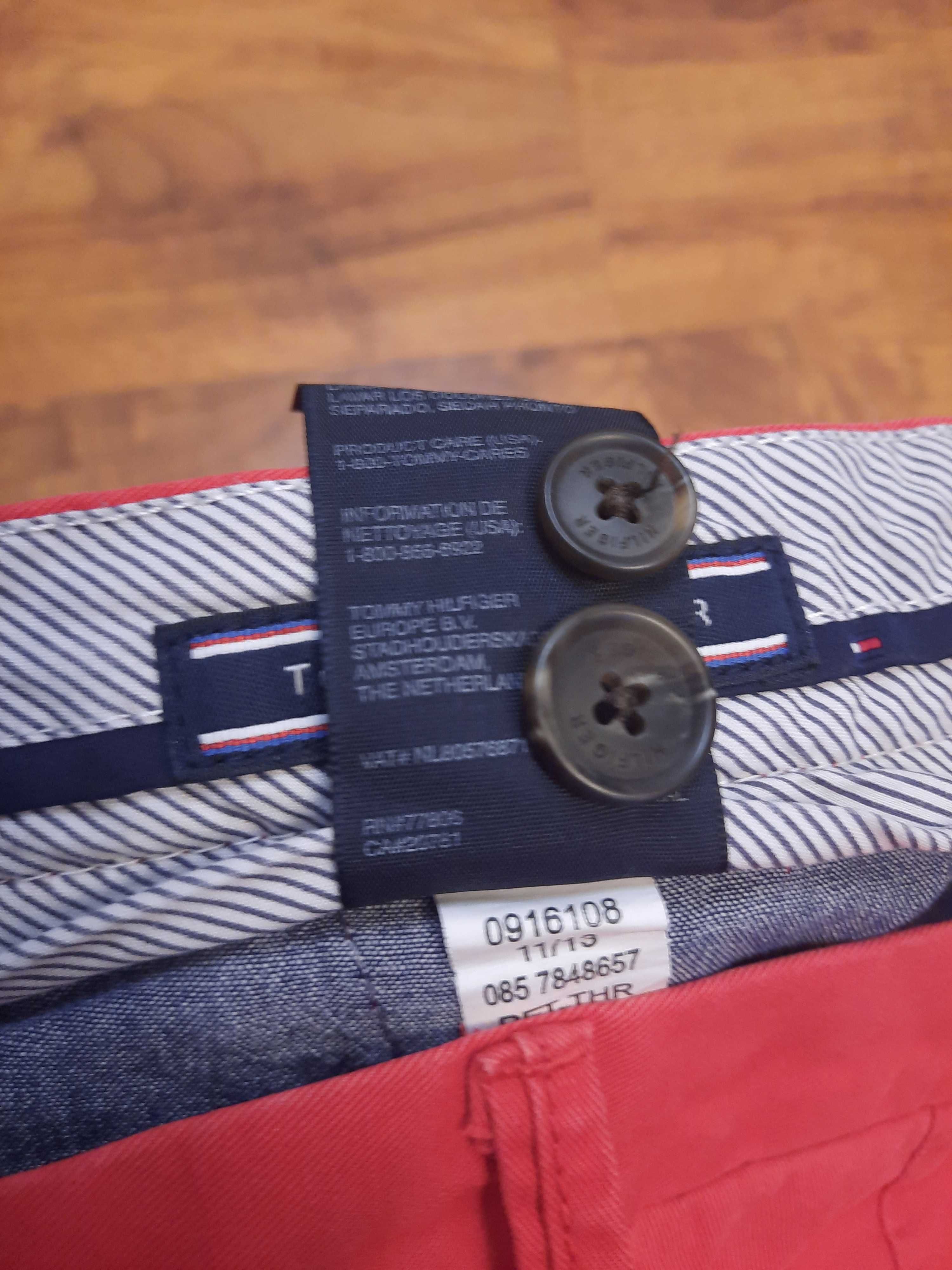 Spodnie materiałowe Mercer Chino Tommy Hilfiger rozmiar W32 L34 M