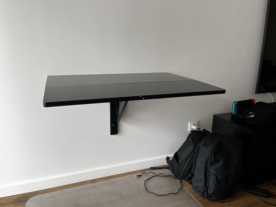 Mesa de parede rebatível