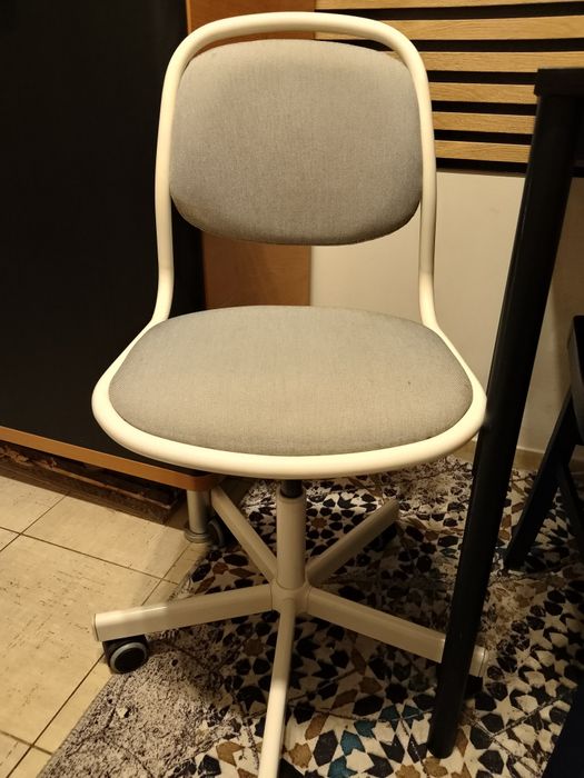 Krzesło obrotowe Ikea dla dziecka