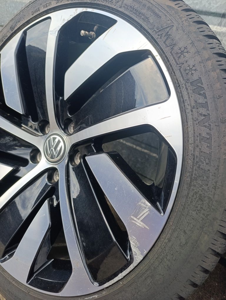 Volkswagen Arteon Passat R line felgi 19 cali z Niemiec ładny stan