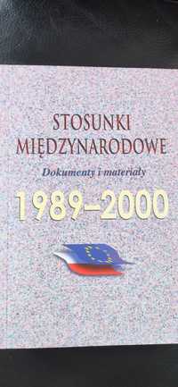 "Stosunki międzynarodowe 89-2000"