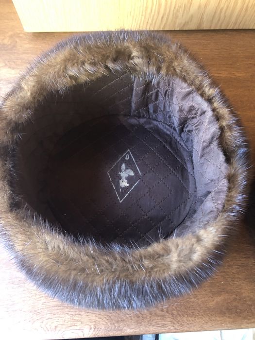 Зимові норкові  шапки