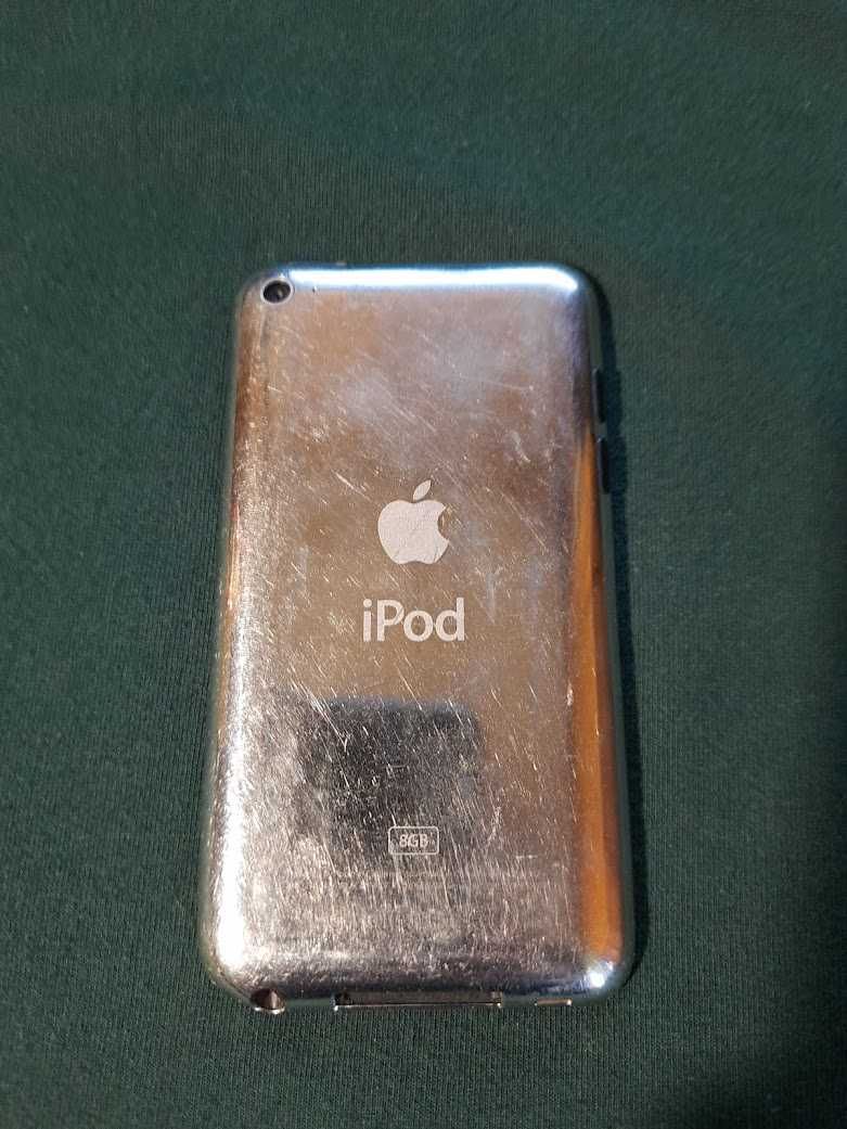 Продам iPod Touch 4/8Gb