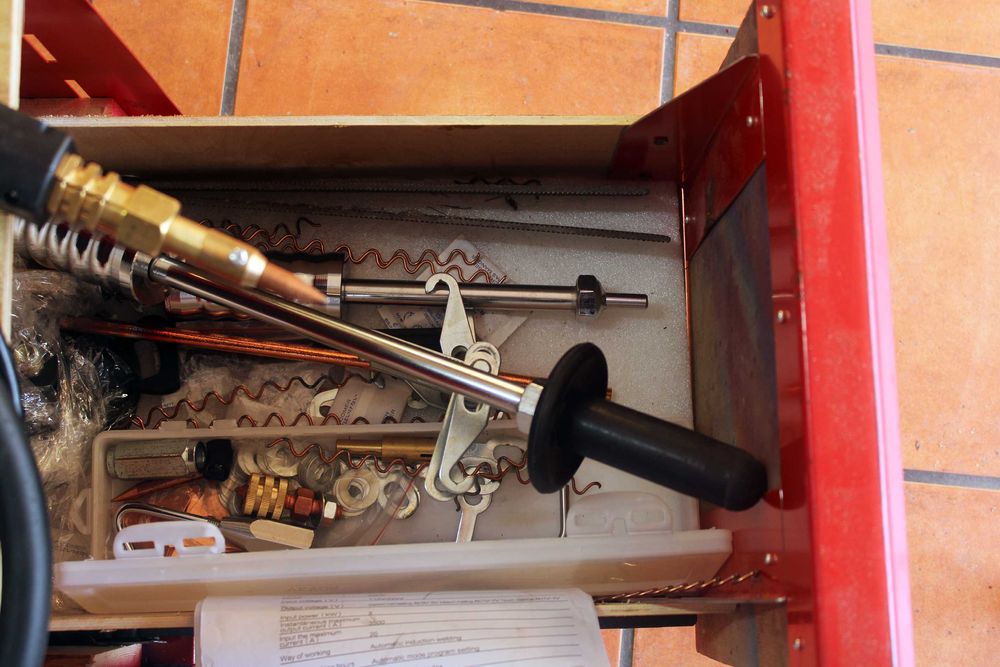 Tira mossas com carrinho