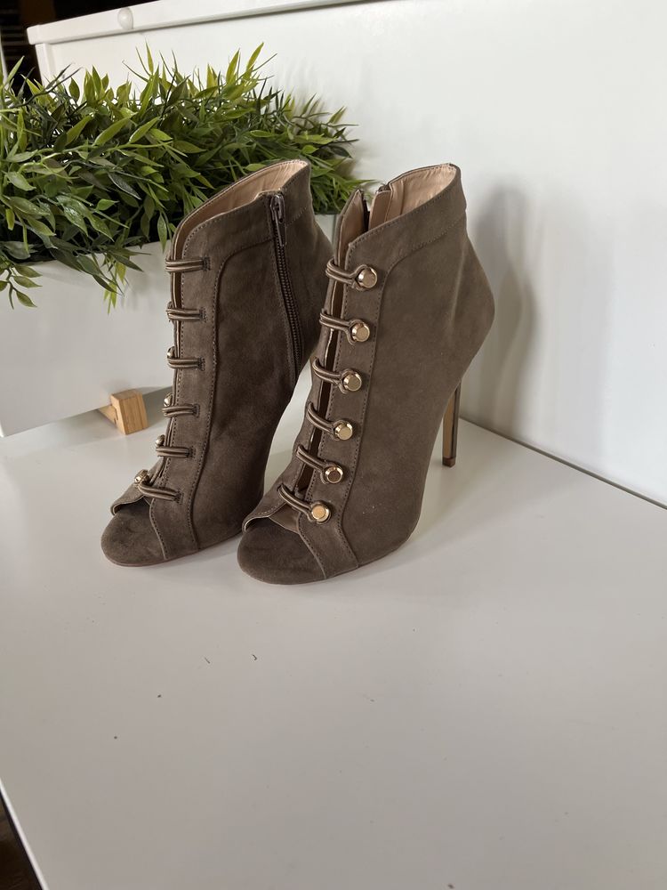 Piękne botki New Look, r. 38