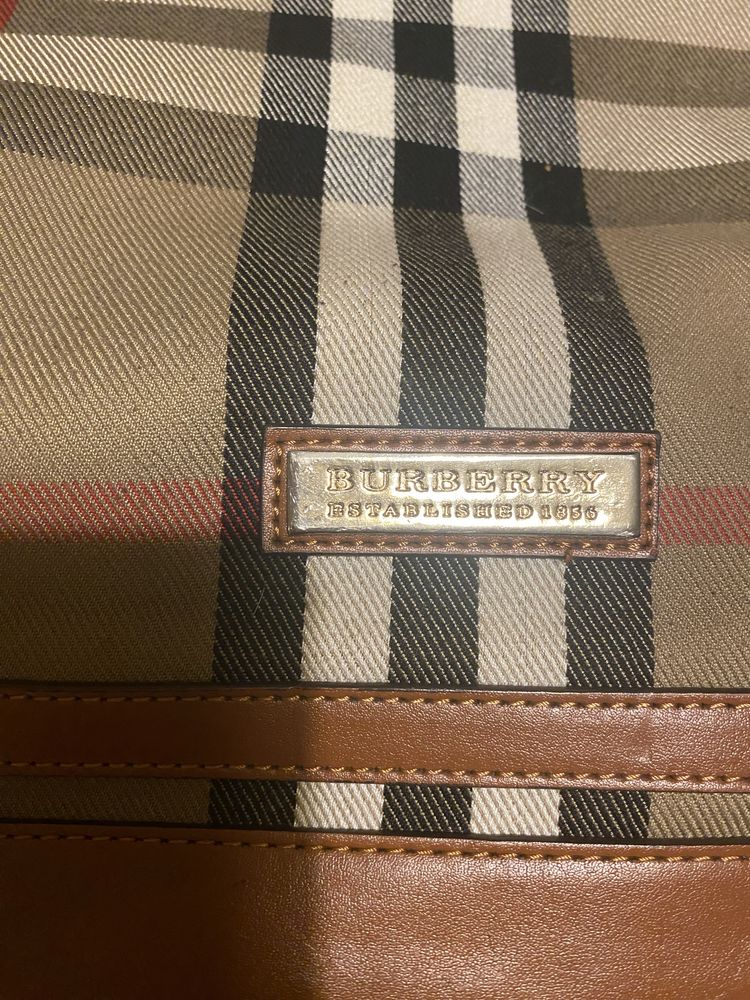 Mala Burberry mulher