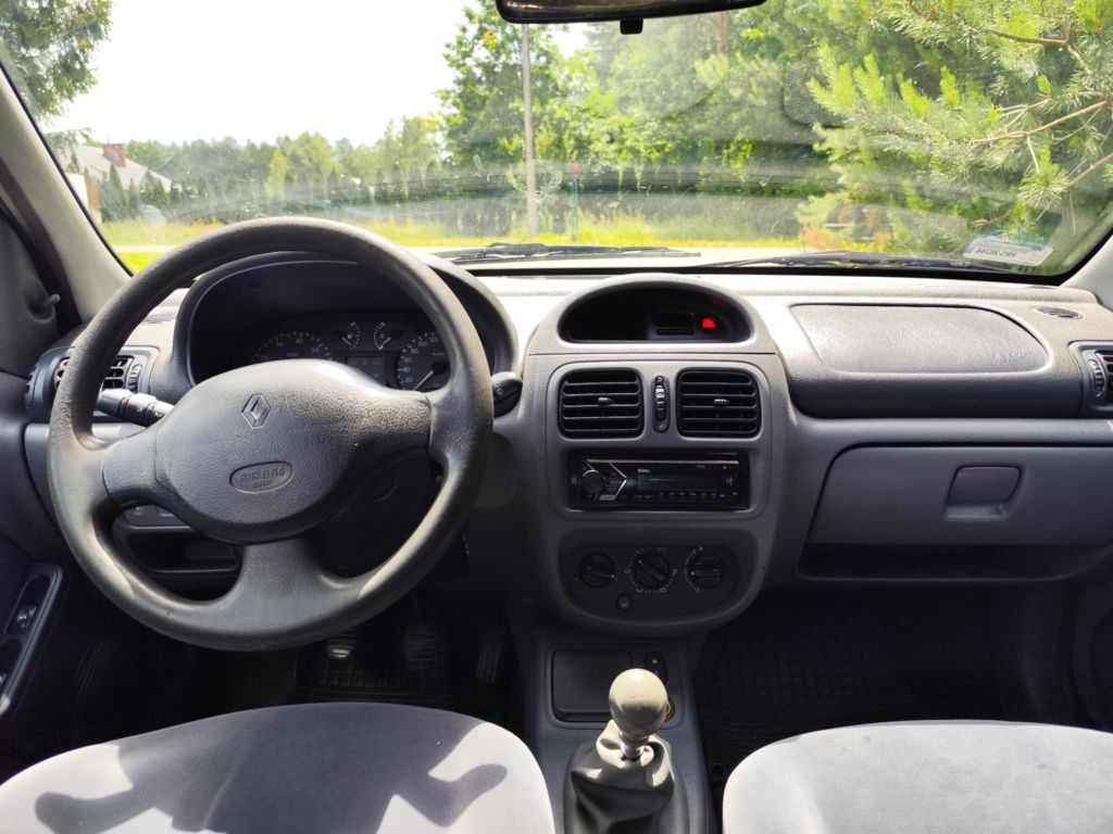 Renault Clio 1.2 benzyna ocynk bez rdzy niski przebieg 174 tys