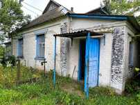 Продам цегляний будинок та 37сот.в с.Завалівка.Від Киева 45км.