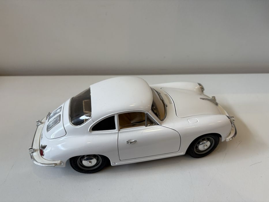 Model Porsche 356B 1:18 BBurago Burago (maisto welly)