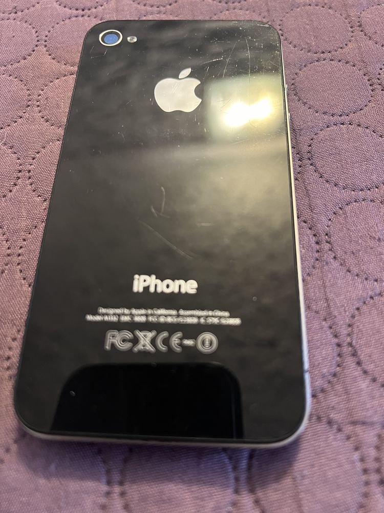 Apple iphone  4 A 13 32 Gb smartphone unlocked black VGC (MC318LL/A)