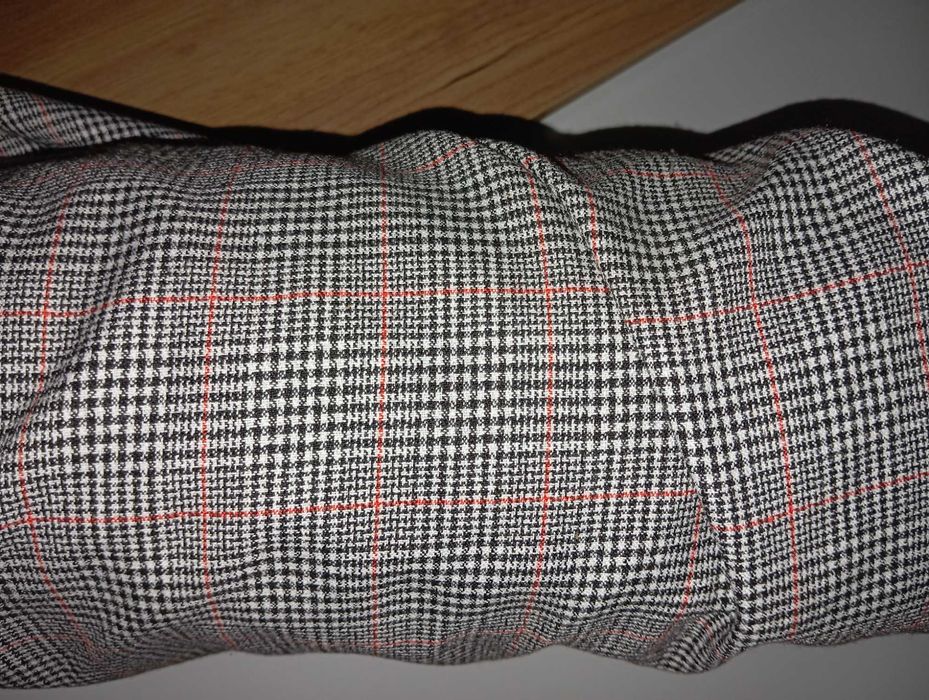 Тканина у дрібну клітинку