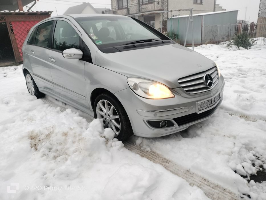 Mercedes B170 benzyna ładny stan .