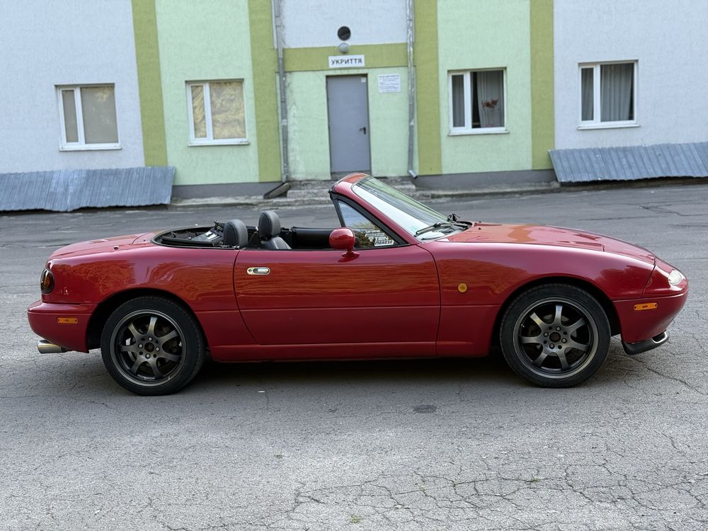 Mazda MX-5 Miata NA