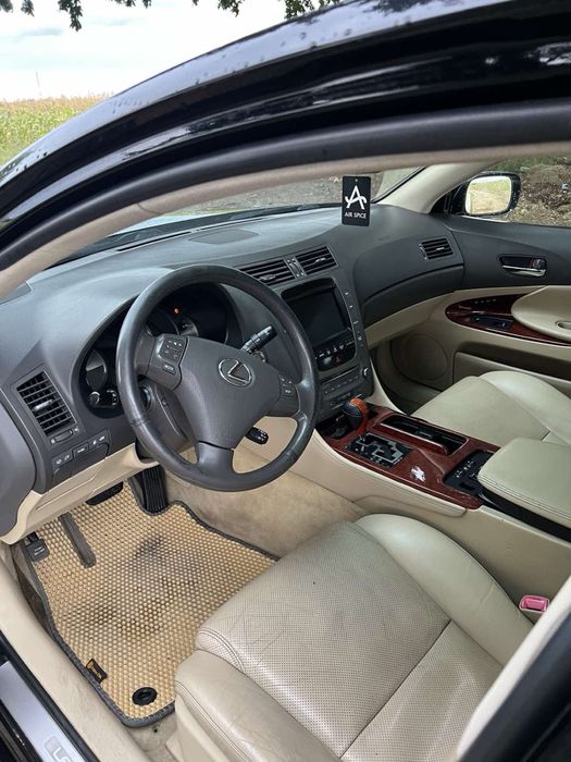 Продам Lexus gs300