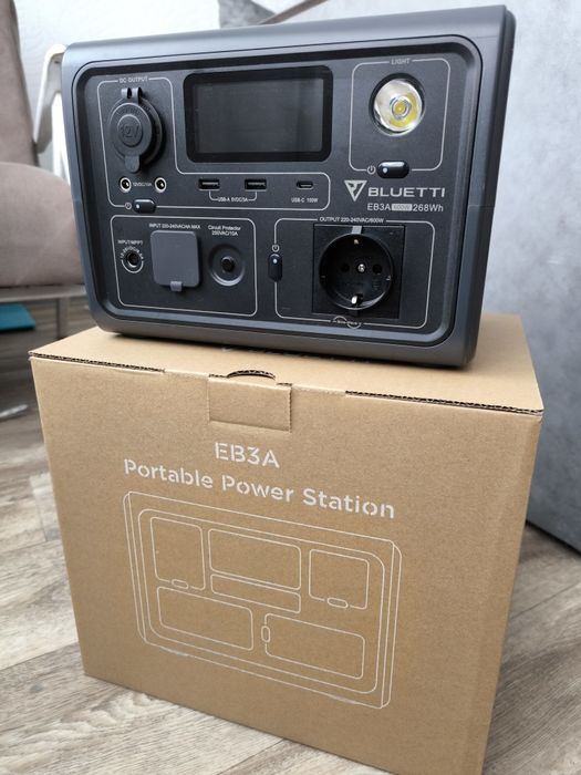 Зарядна станція Bluetti EB3A