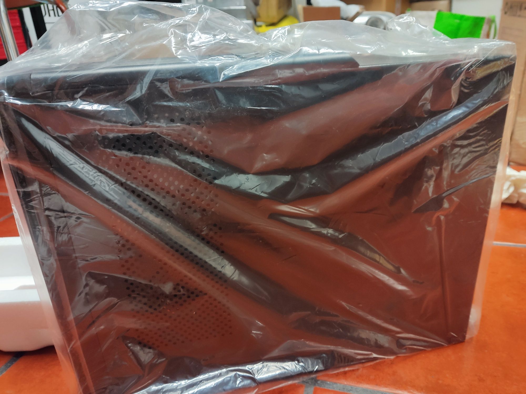 Caixa PC Coolbox T300