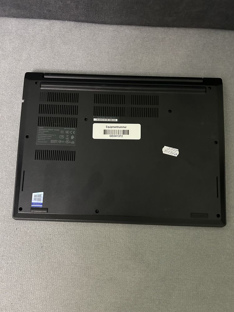 Ноутбук Lenovo ThinkPad E490 (потрібен ремонт)