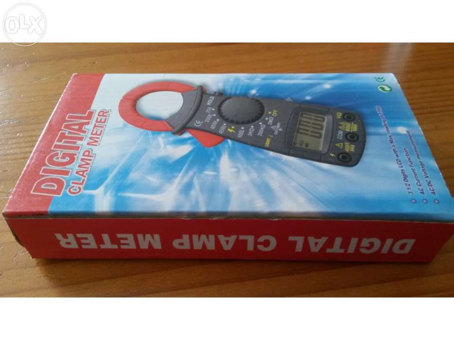 Digital clamp meter - novo