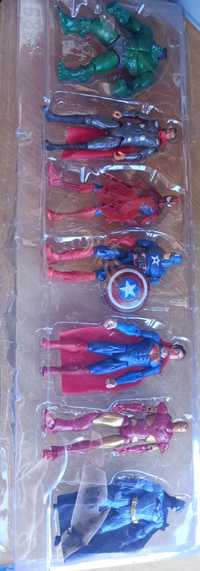 Conjunto de bonecos super-heróis