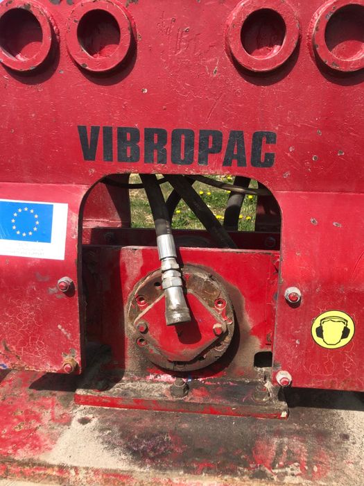 Zagęszczarka płyta zagęszczająca VIBROPAC dla koparek