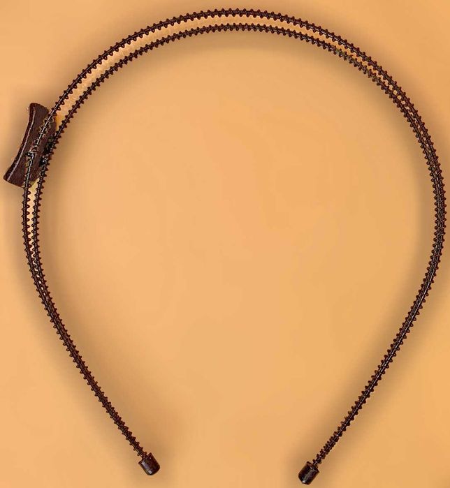 Bandolete em Metal com Adorno de Brilhantes, como Novo