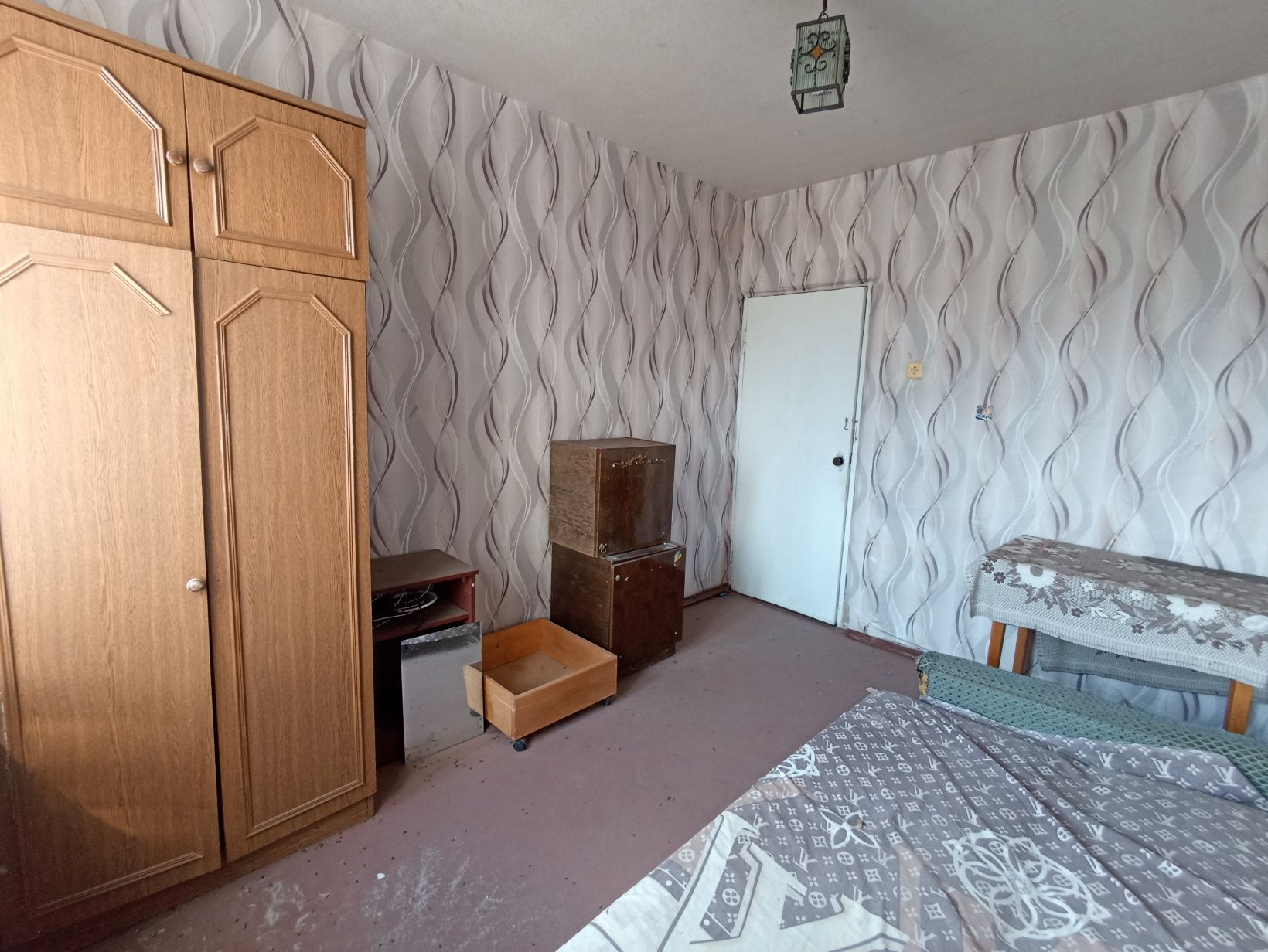 3к. Центр. Олександрівський р-н. 2 поверх.