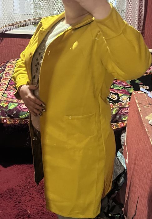 Жовтий кардіган