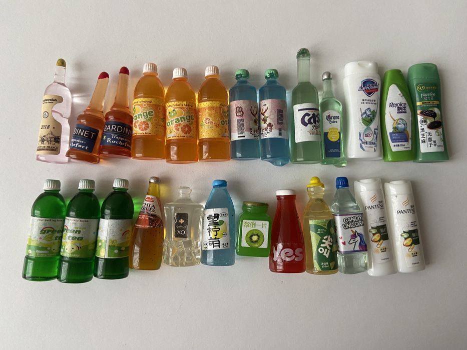 Мініатюрки для Барбі (напої, та шампуні)