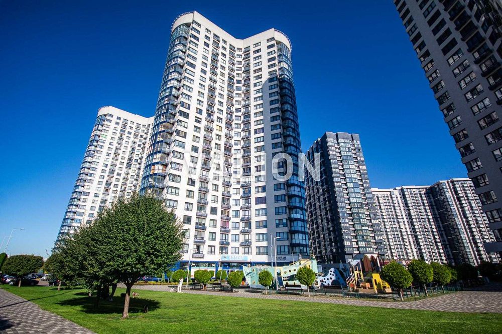 Продаж видової 2к квартири Зарічний,  Зарічна 1Б, м.Славутич, Осокорки