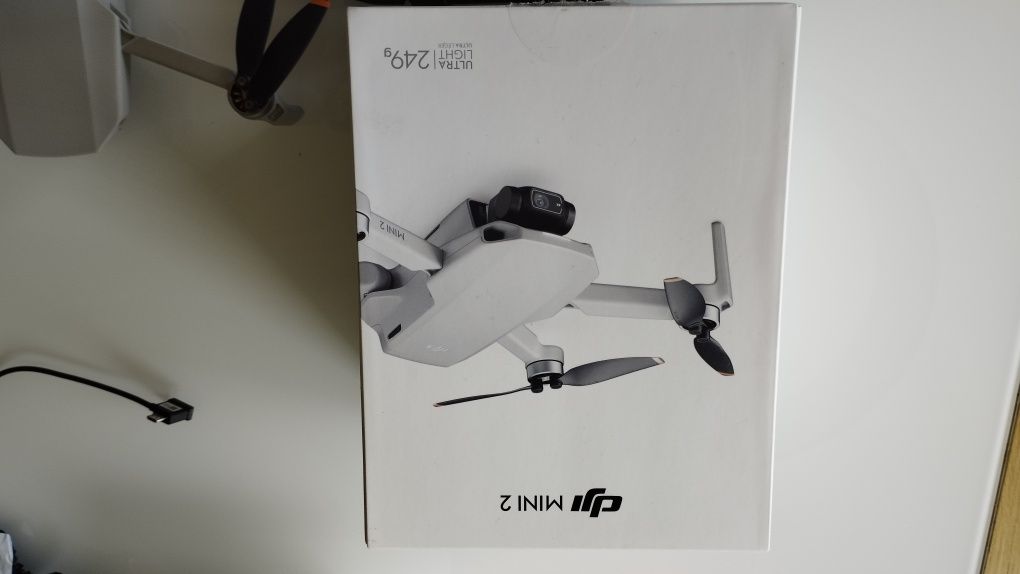 Dron DJ mini 2 Ultra Light 259 g