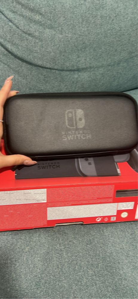Nintendo switch + bolsa +  cartao de memoria + jogo