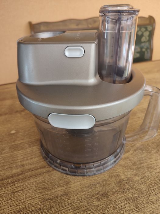 Блендер Vitek с большой чашей