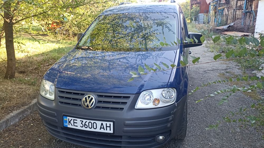 Фольксваген Кадди 2005 года