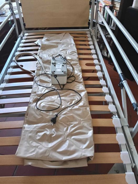 Cama articulada + Colchão Anti-escaras
