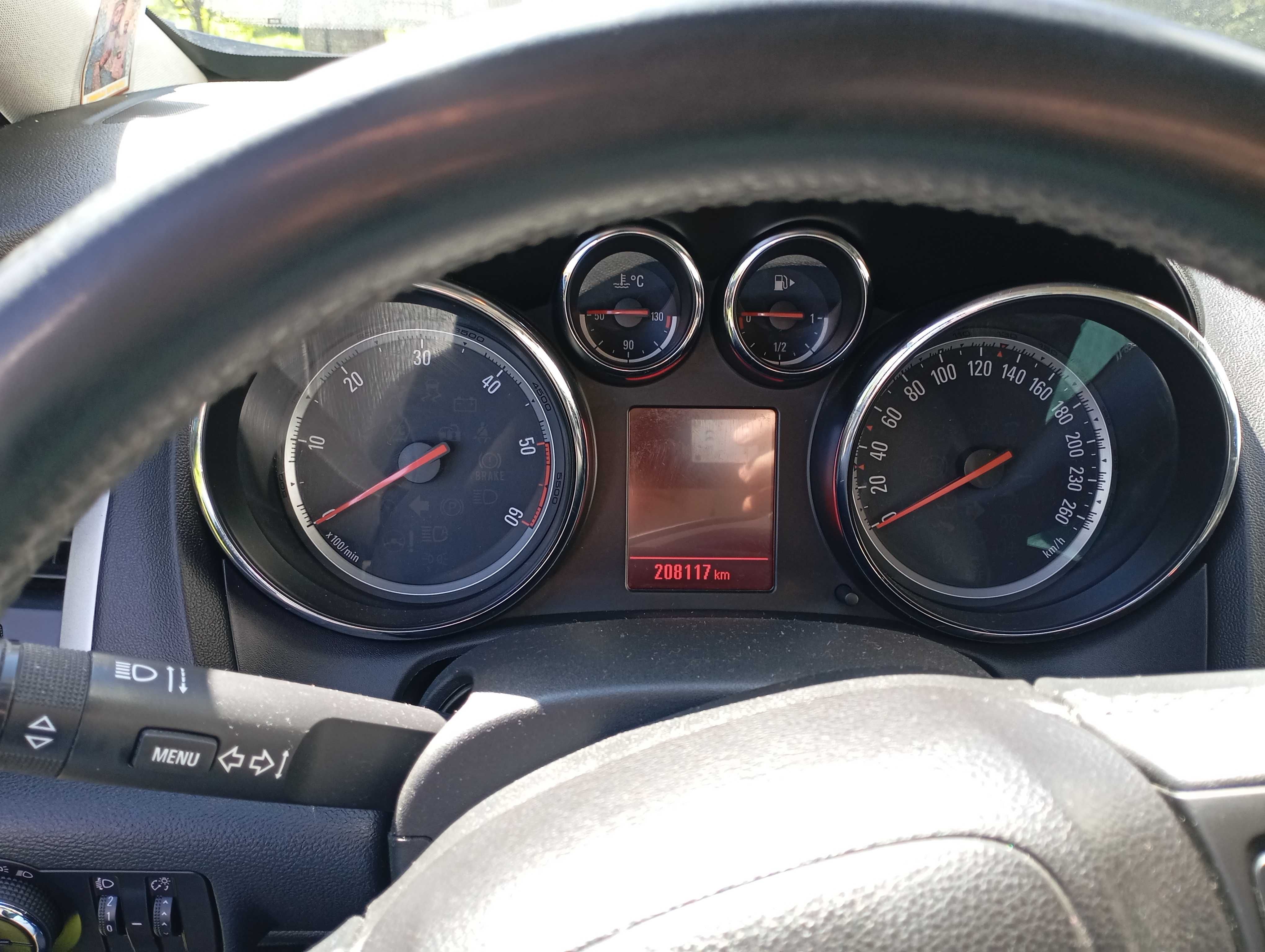 OPEL Astra j універсал
