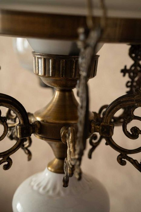 Вінтажна югославська люстра