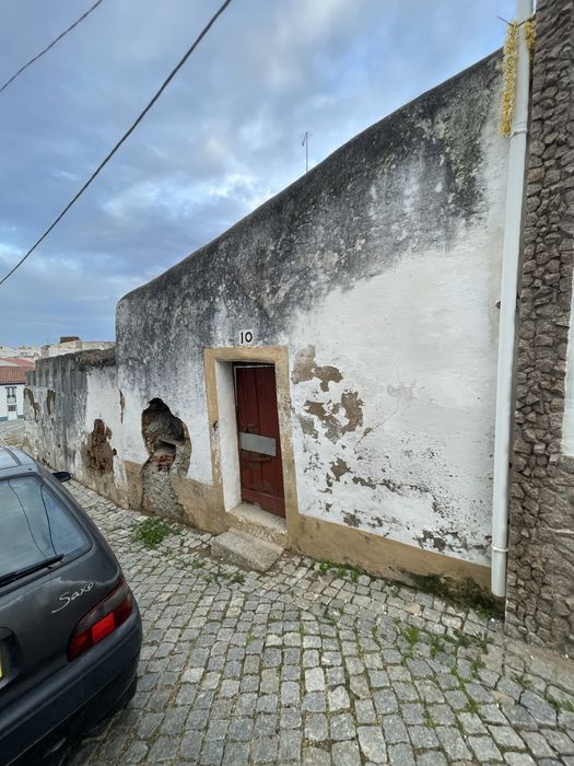 Casa/quintal/terreno