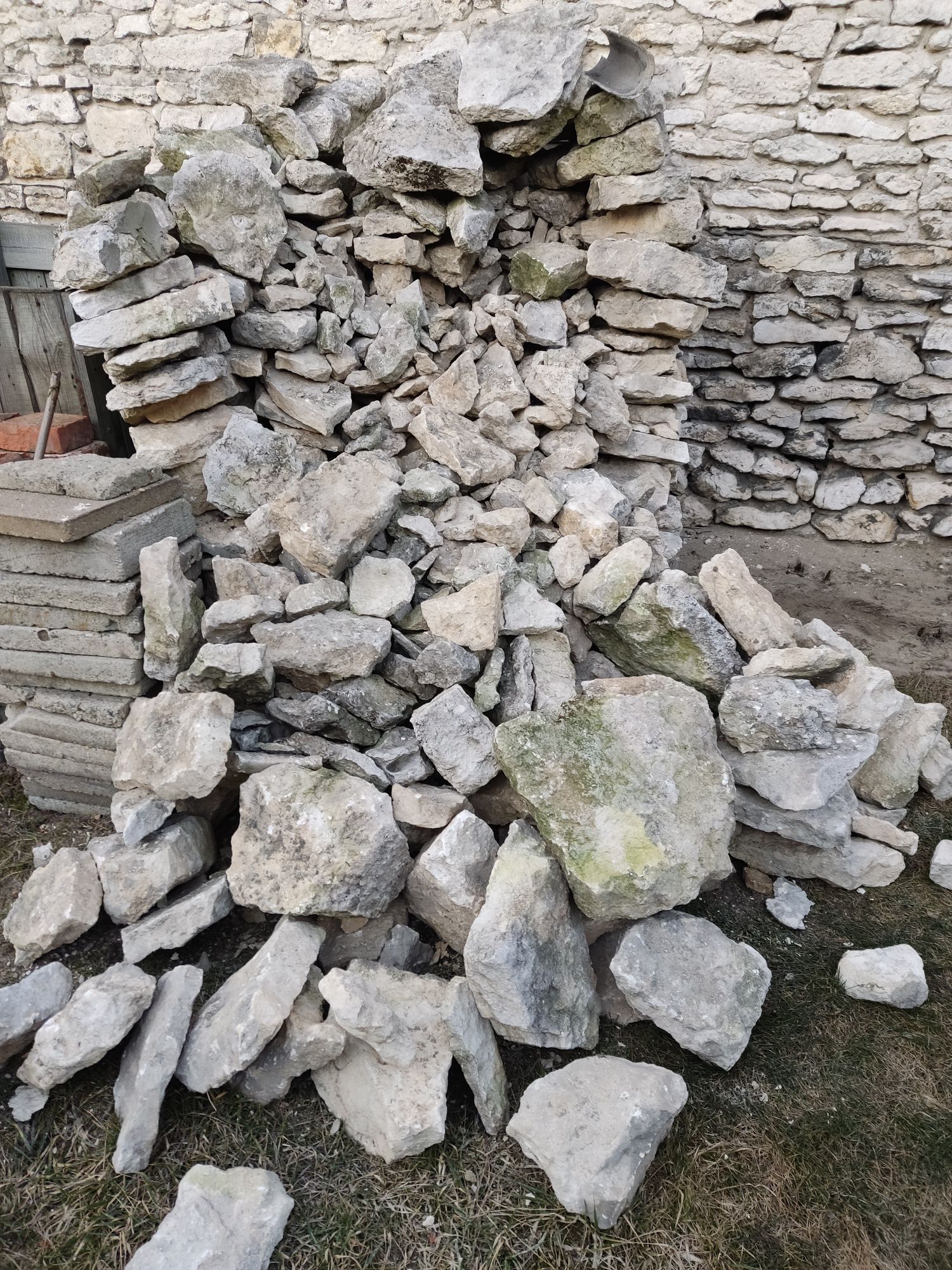 Sprzedam kamienie ok1.5m2