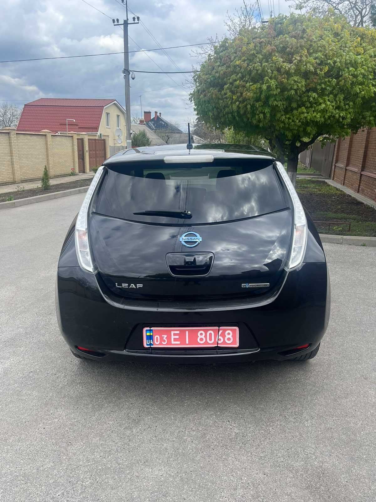 Nissan Leaf/ 2015/ Tekna/ 12из12