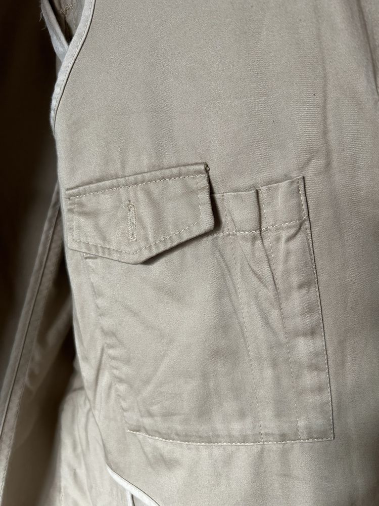 Casaco tipo gabardine (não impermeável)