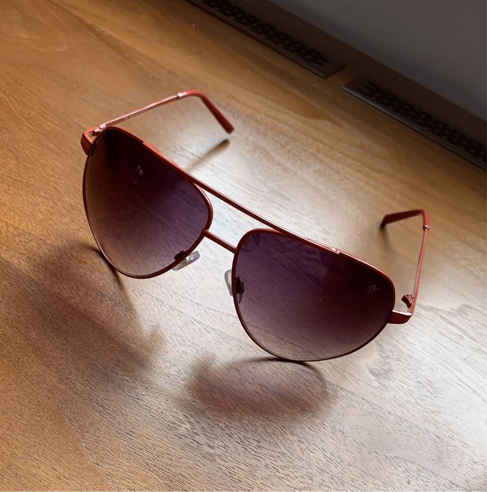 Okulary przeciwsłoneczne H&M czerwone