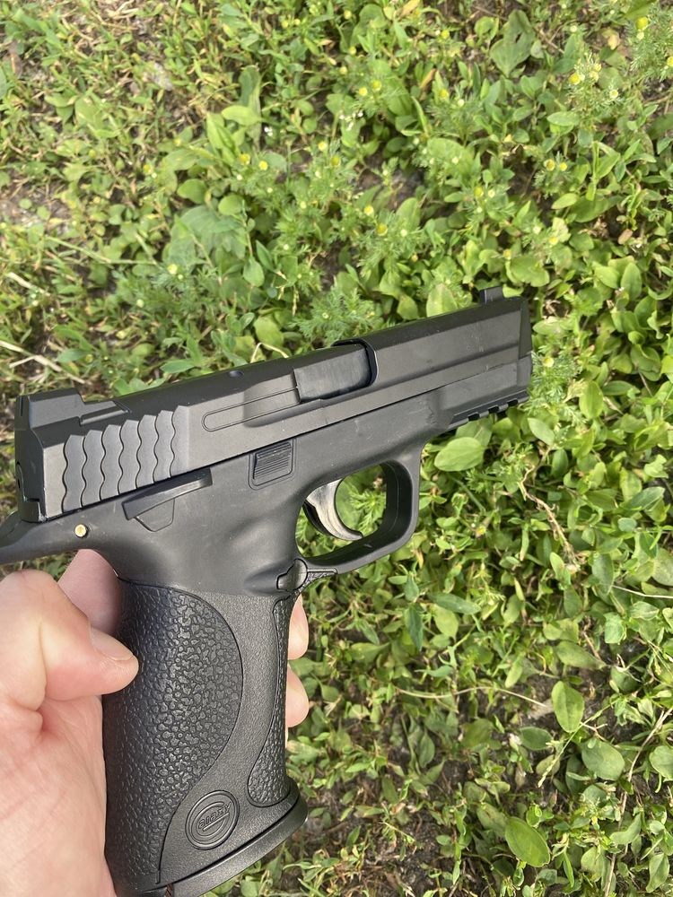 Металевий пістолет Спрінговий Smith Wesson MP40 PRO / Іграшковий