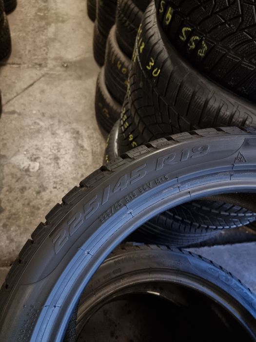 Шини Зимові 225х45хR19 Pirelli Winter Sottozero3 4 ШТ НОВІ ШИНИ