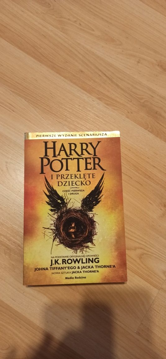 Książka "Harry Potter i przeklęte dziecko"