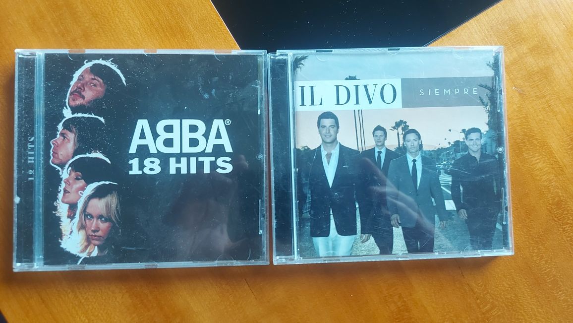 CDs variados de música diversa